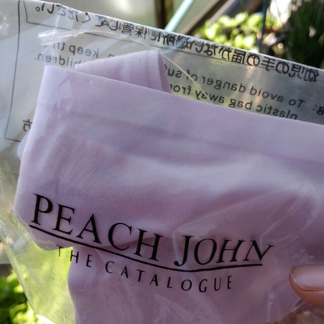 PEACH JOHN(ピーチジョン)のピーチジョン　ティーバックショーツ　２枚セット レディースの下着/アンダーウェア(ショーツ)の商品写真