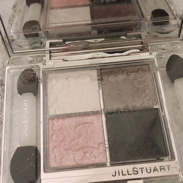 JILLSTUART(ジルスチュアート)のジルスチュアート アイシャドウ ツイードコレクション コスメ/美容のベースメイク/化粧品(アイシャドウ)の商品写真