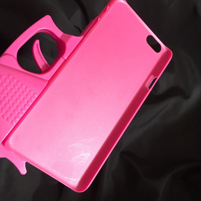 WEGO(ウィゴー)のピストル ピンク iPhoneケース  スマホ/家電/カメラのスマホアクセサリー(iPhoneケース)の商品写真
