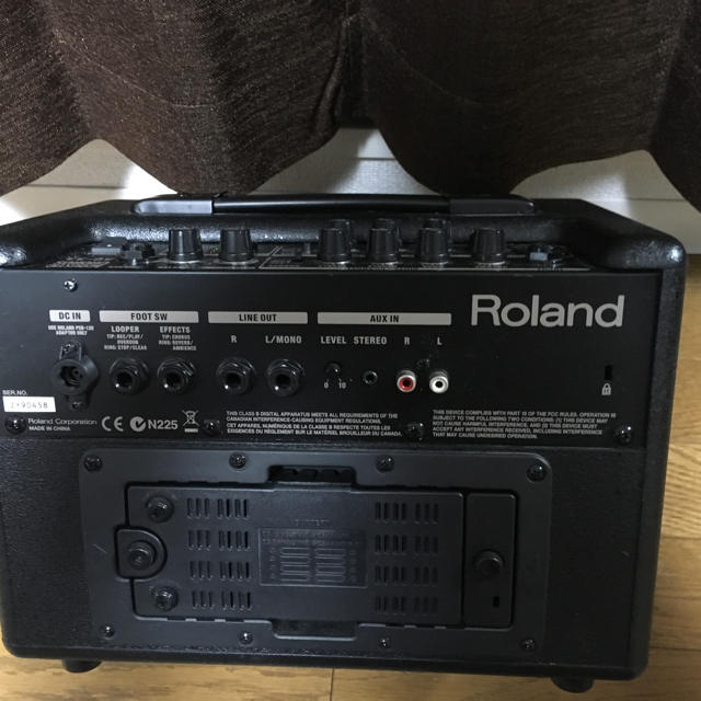 Roland(ローランド)の【セット】Roland AC-33  BOSSフットスイッチセット 楽器のギター(ギターアンプ)の商品写真