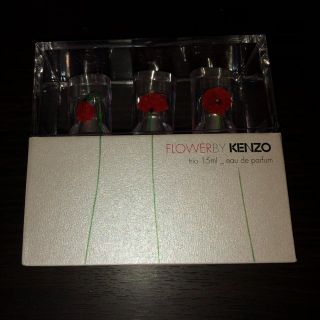 ケンゾー(KENZO)のflower by kenzo   (香水(女性用))