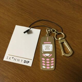 スキニーディップ(SKINNYDIP)の⭐️新品⭐️ SKINNYDIP 携帯型キーホルダー(キーホルダー)