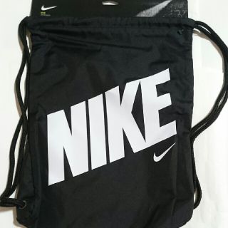 ナイキ(NIKE)のNIKEナップサック(リュック/バックパック)