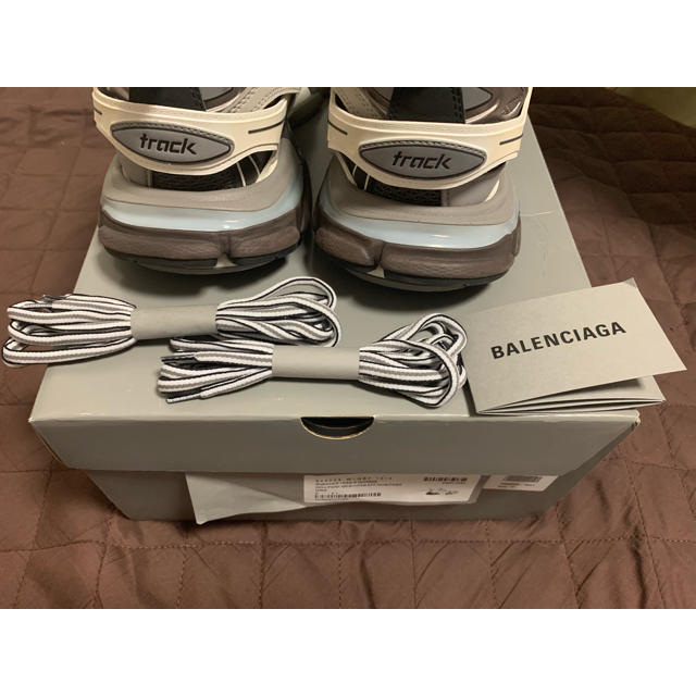 Balenciaga(バレンシアガ)の【超美品】バレンシアガ  トラック サイズ41 グレー メンズの靴/シューズ(スニーカー)の商品写真