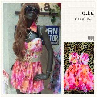 ダイア(d.i.a)のd.i.a♡花柄バルーンワンピ(ミニワンピース)