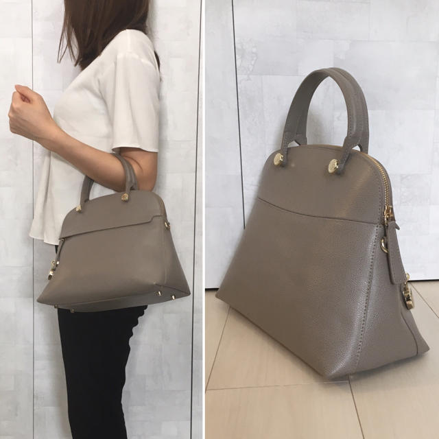 【美品】フルラ FURLA パイパー M レディース ハンドバッグ グレー