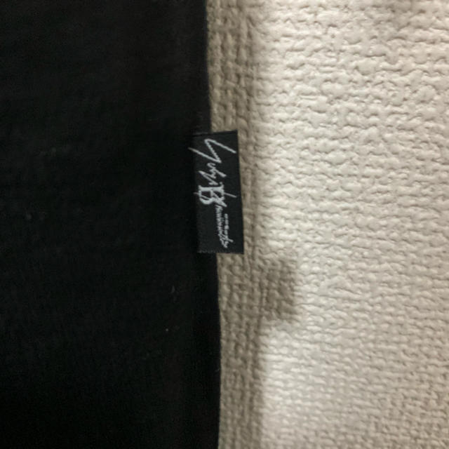 Yohji Yamamoto(ヨウジヤマモト)のyohjiyamamoto デザインカットソー メンズのトップス(Tシャツ/カットソー(半袖/袖なし))の商品写真