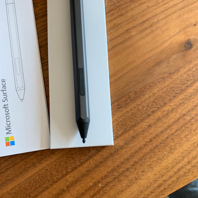 Microsoft(マイクロソフト)の新型Surface Pen ブラックModel:1776 EYU-00007 スマホ/家電/カメラのPC/タブレット(タブレット)の商品写真