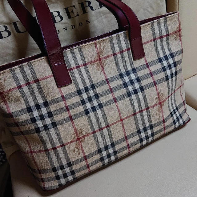 BURBERRY(バーバリー)の［美品］Burberrys ハンドバッグ レディースのバッグ(ハンドバッグ)の商品写真