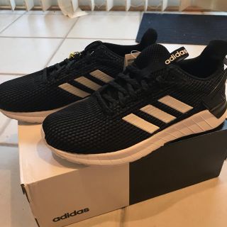 アディダス(adidas)のアディダスクラウドファーム 新品(スニーカー)