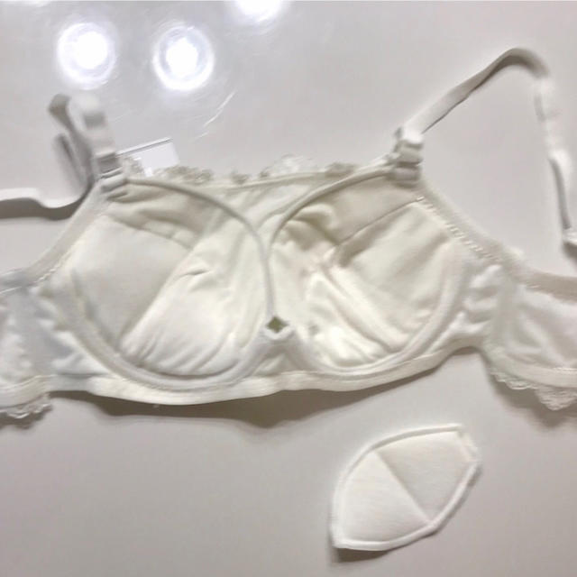C70 ワイヤー有り4 3カップ ブラジャー オフ白2本セットの通販 By Team Cute S Shop ラクマ C70 ワイヤー有り4 3カップ ブラジャー オフ白2本セットの通販 By Team Cute S Shop ラクマ