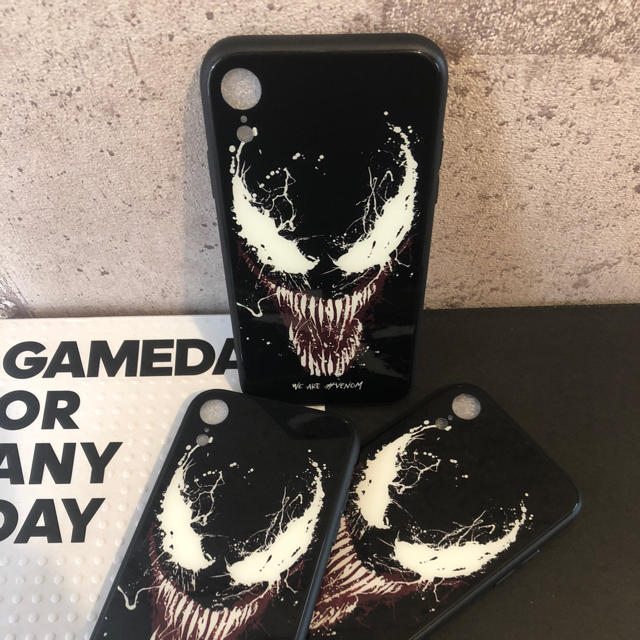 MARVEL - MARVEL VENOM 耐衝撃 iphoneXRケース 発光 スマホケースの通販 by ターキ屋   プロフ見てね｜マーベルならラクマ