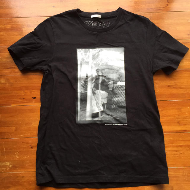 GU(ジーユー)のGU Tシャツ Sサイズ メンズのトップス(Tシャツ/カットソー(半袖/袖なし))の商品写真