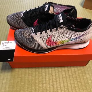 ナイキ(NIKE)の美品 NIKE FLYKNIT RACER BETRUE 28cm(スニーカー)