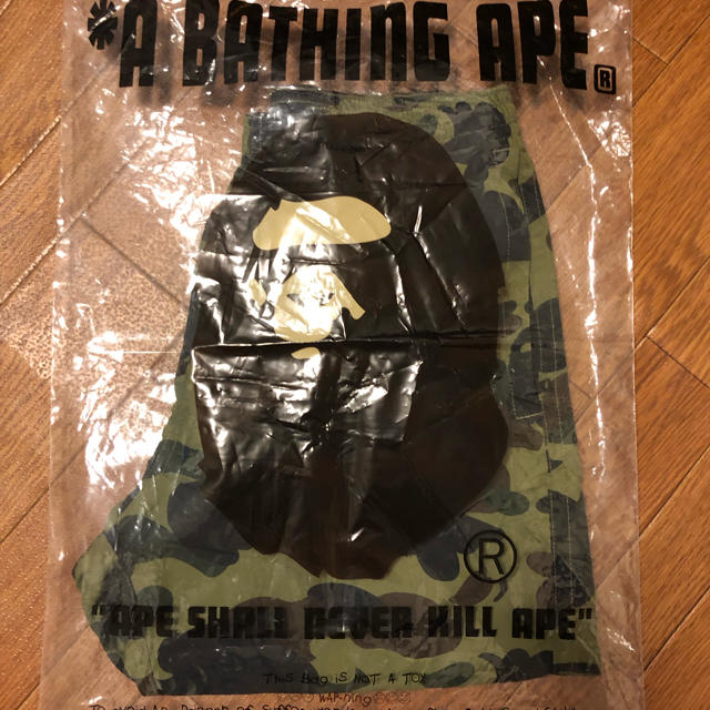 A BATHING APE(アベイシングエイプ)のBAPE 1ST CAMO BEACH SHORTS S メンズのパンツ(ショートパンツ)の商品写真