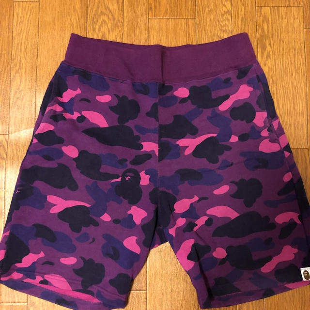 A BATHING APE(アベイシングエイプ)のBAPE COLOR CAMO SWEAT SHORTS M メンズのパンツ(ショートパンツ)の商品写真