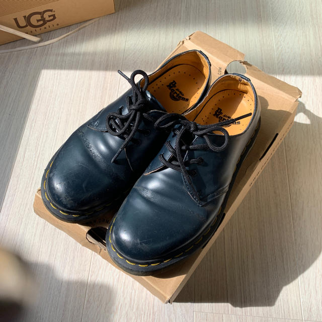 Dr.Martens ネイビー 3ホール UK4