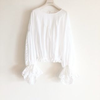 クロエ(Chloe)の【美品】Chloe コットンブラウス  ドゥロワー¥185,000 (シャツ/ブラウス(長袖/七分))