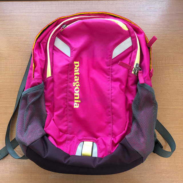 patagonia(パタゴニア)のパタゴニア キッズ リュック 20L キッズ/ベビー/マタニティのこども用バッグ(リュックサック)の商品写真