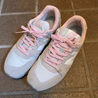 ニューバランス(New Balance)の【Ri♡様専用】【半額以下】ニューバランス スニーカー グレー×ピンク(スニーカー)