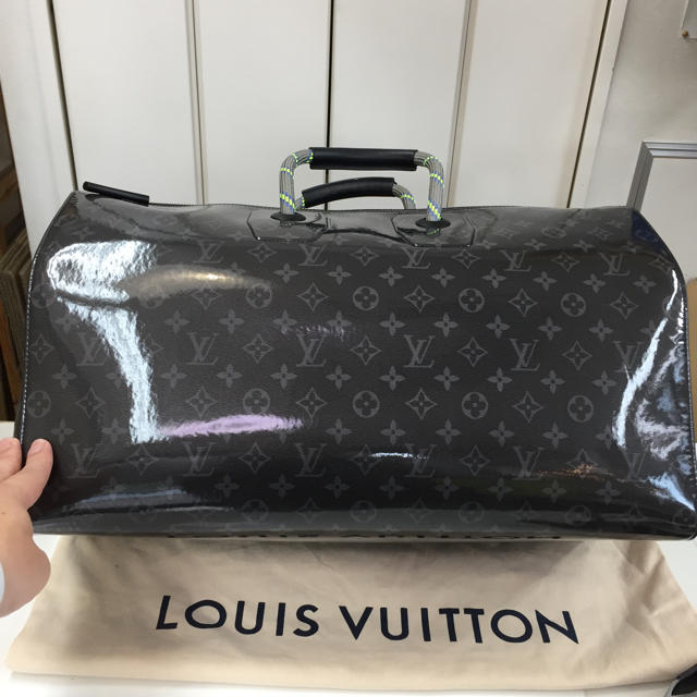 LOUIS VUITTON(ルイヴィトン)の美品！LOUIS VUITTON モノグラム エクリプス グレーズ キーポル50 メンズのバッグ(ボストンバッグ)の商品写真