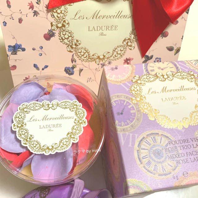 LADUREE(ラデュレ)の未使用 フェイスカラー 104 LADUREE コスメ/美容のベースメイク/化粧品(チーク)の商品写真