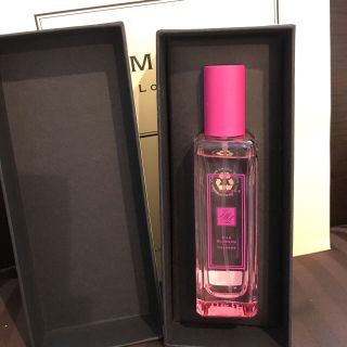 ジョーマローン(Jo Malone)の【限定】Jo MALONE シルクブロッサムコロン(サンプル付き)(ユニセックス)