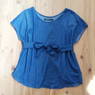 フェリシモ(FELISSIMO)の【新品】デニムトップス　サニークラウズ　フェリシモ　ZARA(Tシャツ(半袖/袖なし))