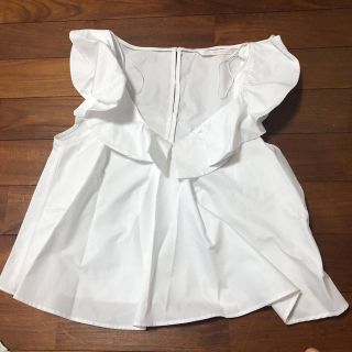 ザラ(ZARA)のZARA❤︎フリルトップス(シャツ/ブラウス(半袖/袖なし))