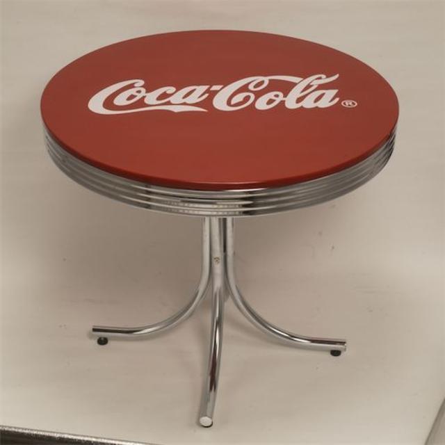 未使用品】 cloverコカ・コーラ ローテーブル&チェアー フルセット