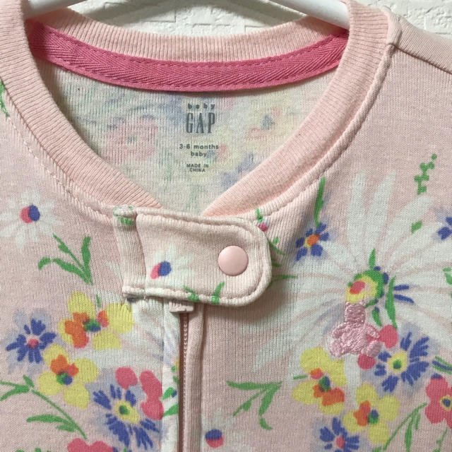 babyGAP(ベビーギャップ)のbabygap カバーオール 女の子 キッズ/ベビー/マタニティのベビー服(~85cm)(カバーオール)の商品写真