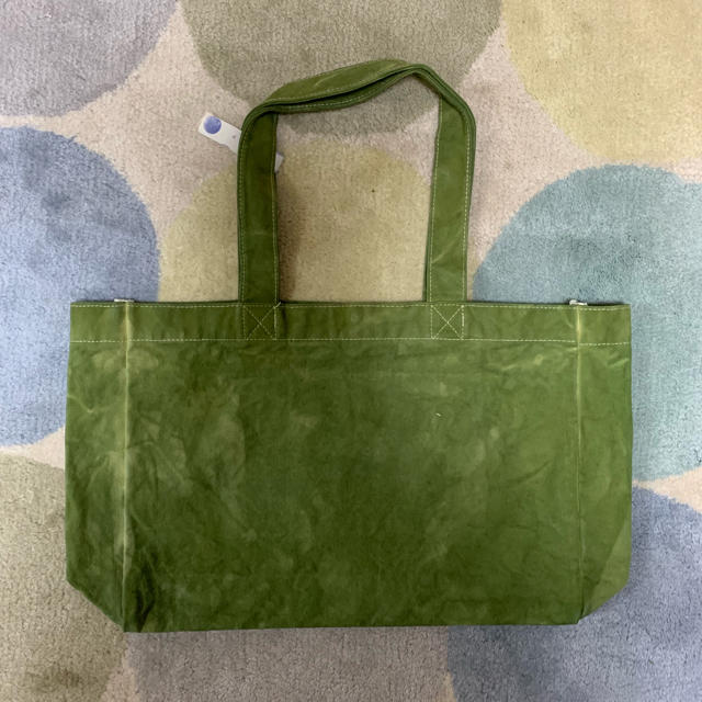 IL BISONTE(イルビゾンテ)のイルビゾンテ トート 染色オリーブグリーン  レディースのバッグ(トートバッグ)の商品写真