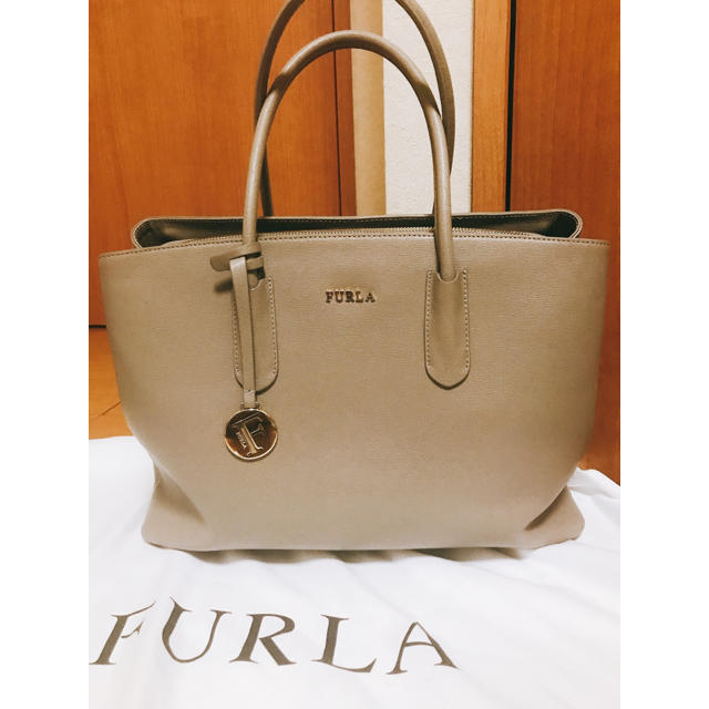 最終値下げ☆ FURLA トートバッグ