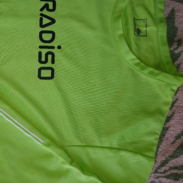 Paradiso(パラディーゾ)のパラディーゾ長袖Tシャツ スポーツ/アウトドアのテニス(ウェア)の商品写真