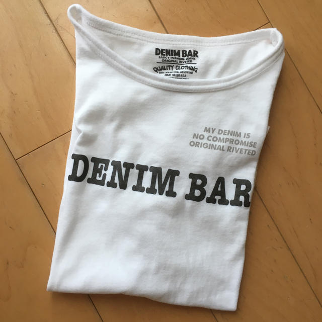 BeBe(ベベ)のDENIM BAR   Tシャツ  150 キッズ/ベビー/マタニティのキッズ服男の子用(90cm~)(Tシャツ/カットソー)の商品写真