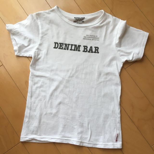 BeBe(ベベ)のDENIM BAR   Tシャツ  150 キッズ/ベビー/マタニティのキッズ服男の子用(90cm~)(Tシャツ/カットソー)の商品写真