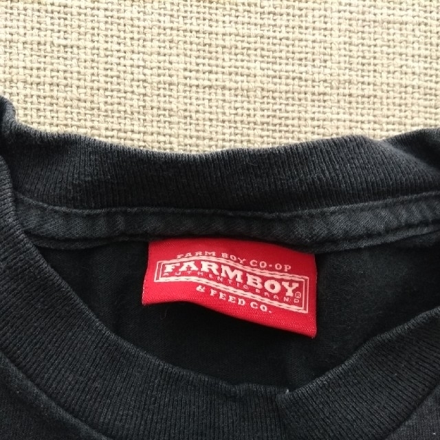 アメリカで購入　子どもT-shirt　FARM BOY　size110-120 キッズ/ベビー/マタニティのキッズ服男の子用(90cm~)(Tシャツ/カットソー)の商品写真