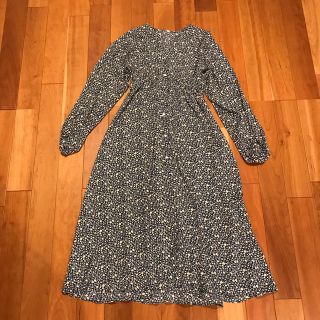アングリッド 花柄ワンピース ワンピースの通販 27点 Ungridのレディースを買うならラクマ アングリッド 花柄ワンピース ワンピースの通販 27点 Ungridのレディースを買うならラクマ