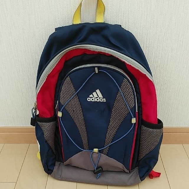 adidas(アディダス)のAdidas 子供用リュック キッズ/ベビー/マタニティのこども用ファッション小物(その他)の商品写真