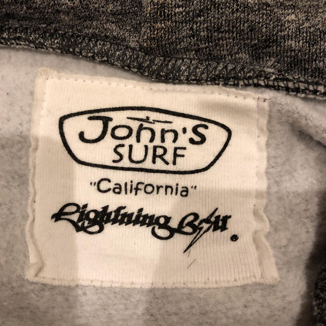 JOHN'S CLOTHING(ジョンズクロージング)のJones surf ライトニングボルトパーカー メンズのトップス(パーカー)の商品写真