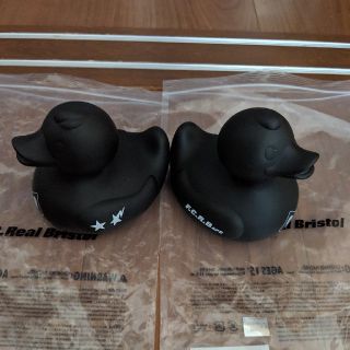 エフシーアールビー(F.C.R.B.)の限定コラボ BAPE x F.C.R.B.RUBBER DUCK
(その他)