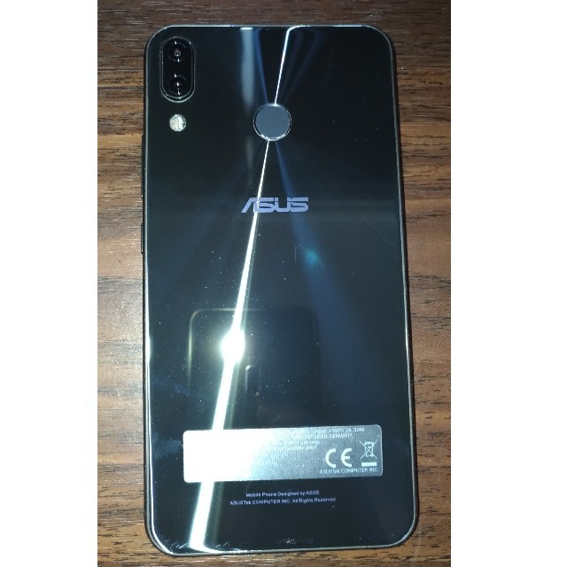 ASUS(エイスース)の☆zenfone5 国内版 中古 格安出品☆ スマホ/家電/カメラのスマートフォン/携帯電話(スマートフォン本体)の商品写真