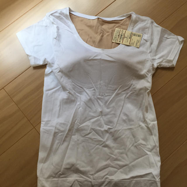 MUJI (無印良品)(ムジルシリョウヒン)の無印良品 カップ付き半袖Tシャツ レディースの下着/アンダーウェア(その他)の商品写真