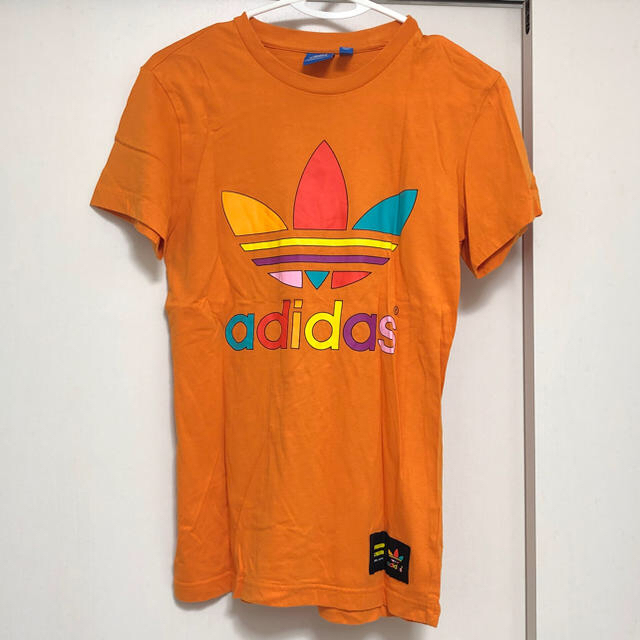 adidas(アディダス)のadidas Tシャツ レディースのトップス(Tシャツ(半袖/袖なし))の商品写真