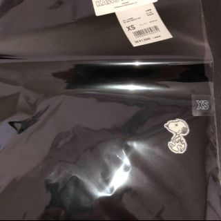 ユニクロ kaws スヌーピー   コラボ Tシャツ(Tシャツ/カットソー(半袖/袖なし))