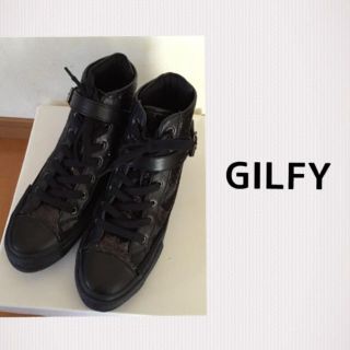 ギルフィー(GILFY)の美品！GILFY★ハイカットスニーカー(スニーカー)