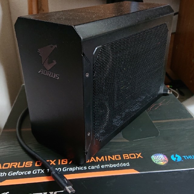 PC周辺機器(専用)AORUS GTX 1070 Gaming Box(グラボ無し)