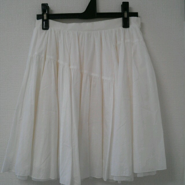 TOMORROWLAND(トゥモローランド)のMACPHEE ボリュームスカート レディースのスカート(ひざ丈スカート)の商品写真