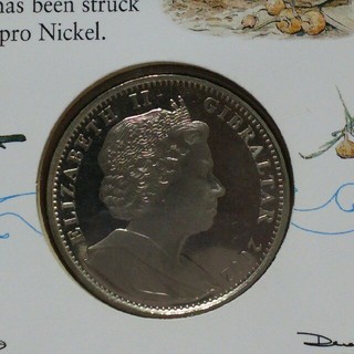 ピーターラビット１００周年記念貨「１クラウン銀貨カラーコイン」