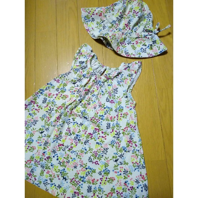 babyGAP(ベビーギャップ)のbabyGap　ワンピースと帽子セット　80   キッズ/ベビー/マタニティのベビー服(~85cm)(ワンピース)の商品写真